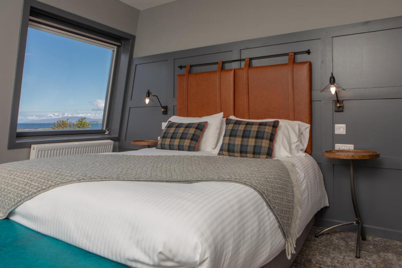 Hebridean Inn - Self Catering With Spectacular Views Broadford  Exterior photo