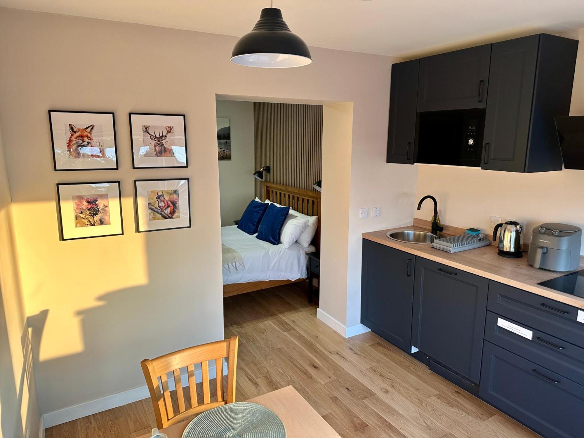 Hebridean Inn - Self Catering With Spectacular Views Broadford  Exterior photo